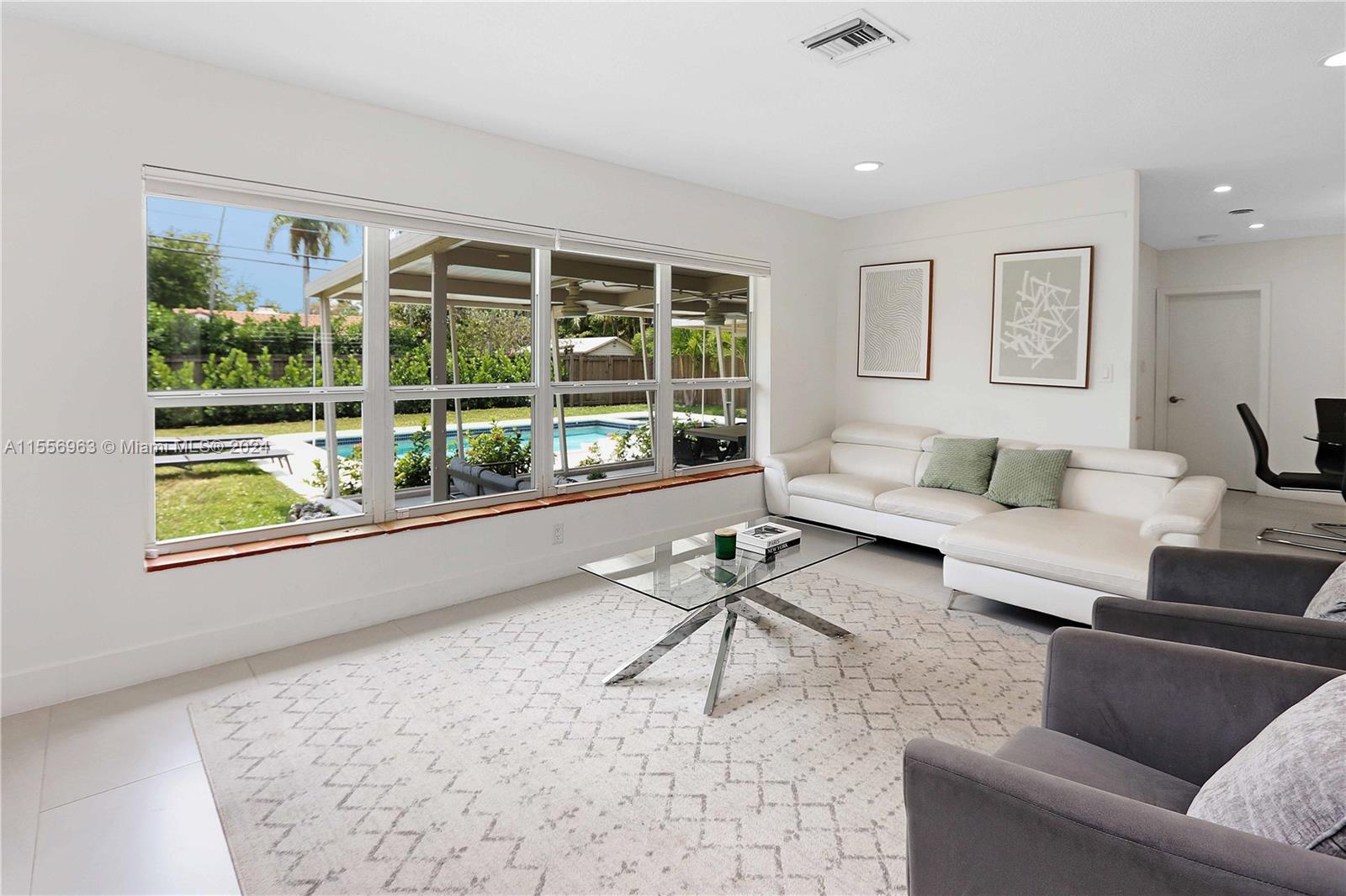 1438 Harrison St, Hollywood, Florida 33020, 3 Bedrooms Bedrooms, ,2 BathroomsBathrooms,Residential,For Sale,1438 Harrison St,A11556963