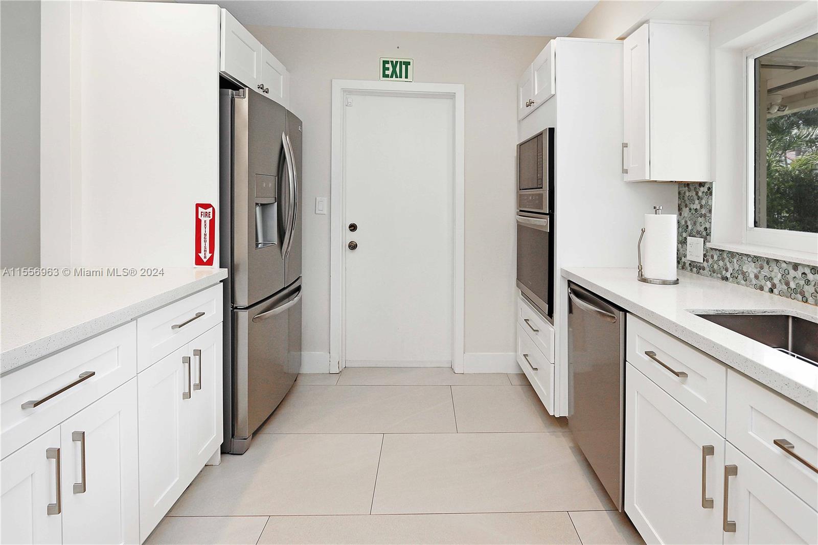 1438 Harrison St, Hollywood, Florida 33020, 3 Bedrooms Bedrooms, ,2 BathroomsBathrooms,Residential,For Sale,1438 Harrison St,A11556963