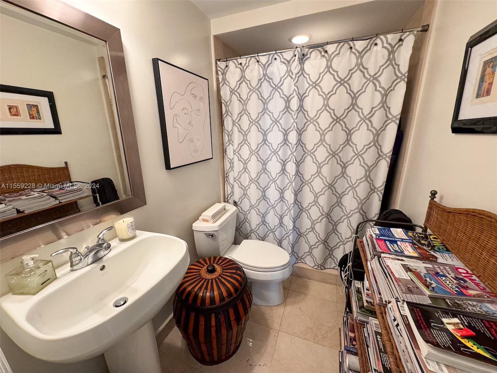 19400 Turnberry Way 412, Aventura, Florida 33180, 3 Bedrooms Bedrooms, ,3 BathroomsBathrooms,Residential,For Sale,19400 Turnberry Way 412,A11559228