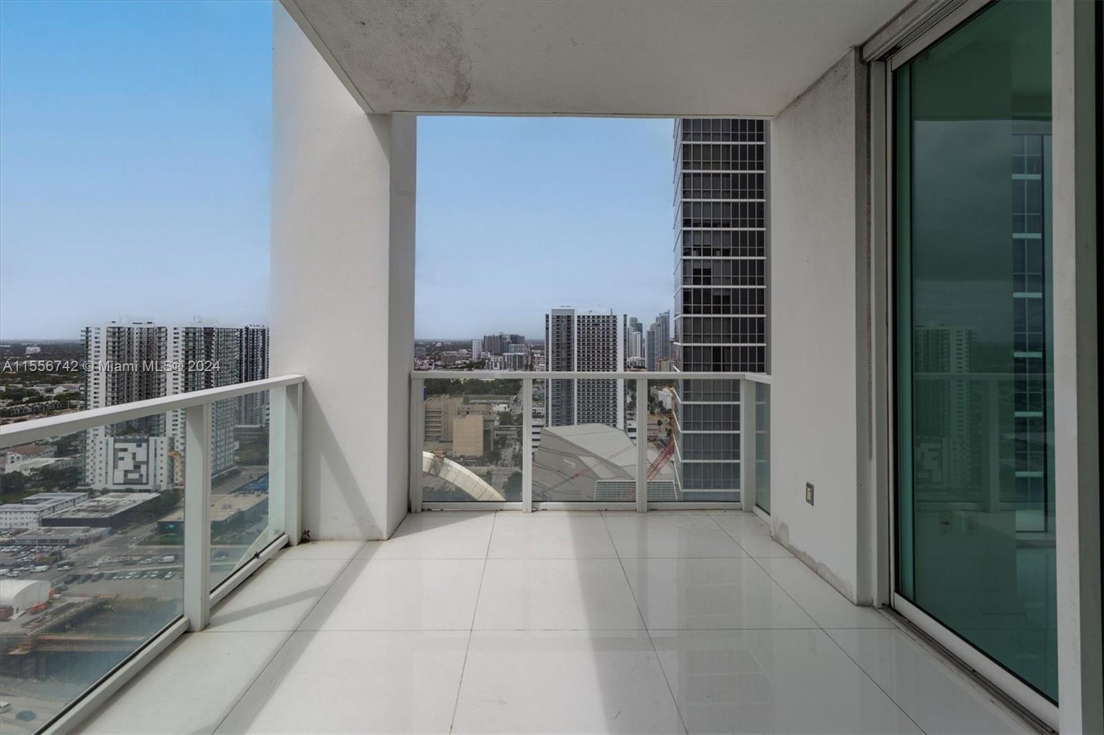 1040 Biscayne Blvd 3106, Miami, Florida 33132, 2 Bedrooms Bedrooms, ,2 BathroomsBathrooms,Residentiallease,For Rent,1040 Biscayne Blvd 3106,A11556742