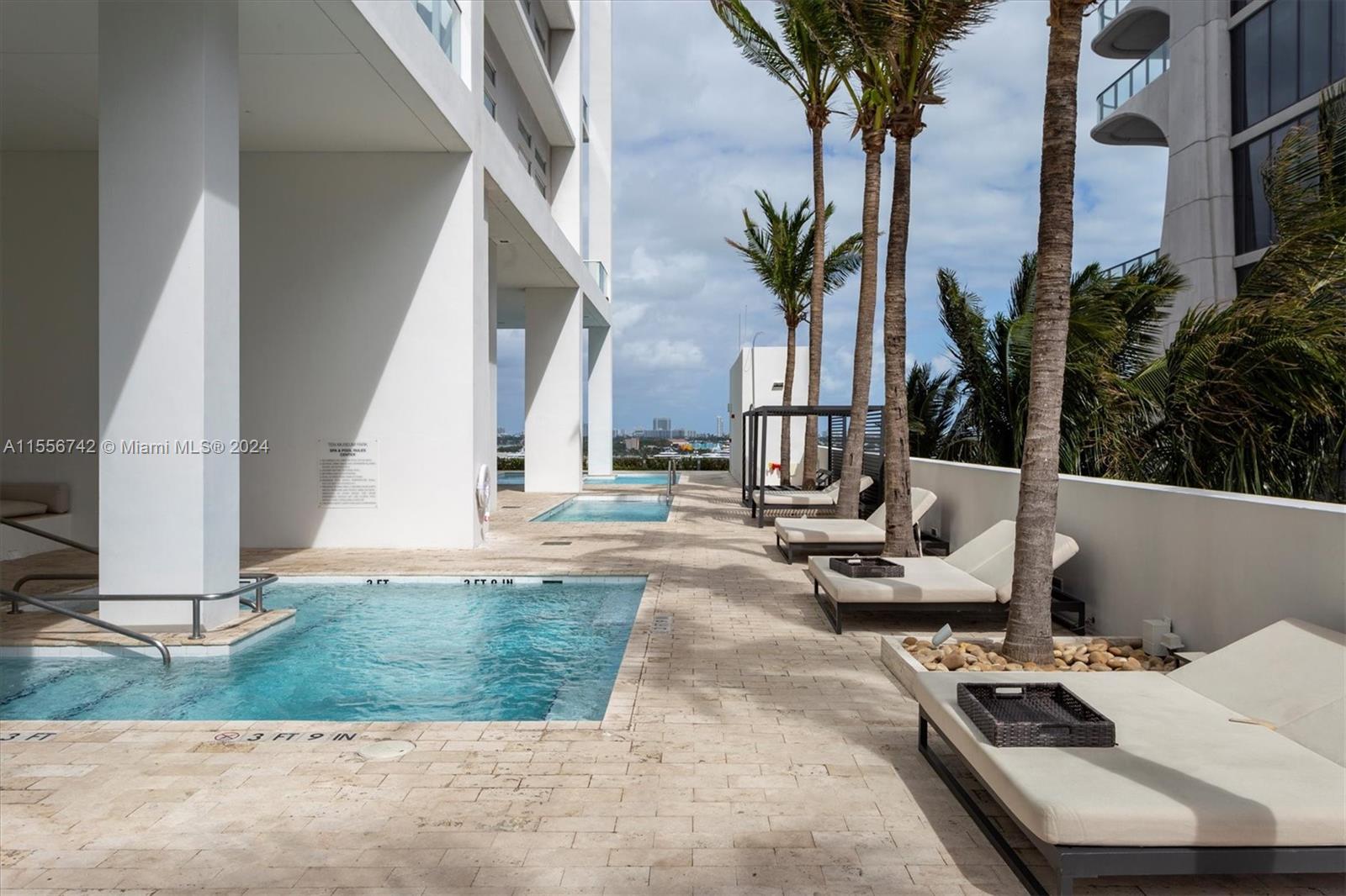 1040 Biscayne Blvd 3106, Miami, Florida 33132, 2 Bedrooms Bedrooms, ,2 BathroomsBathrooms,Residentiallease,For Rent,1040 Biscayne Blvd 3106,A11556742