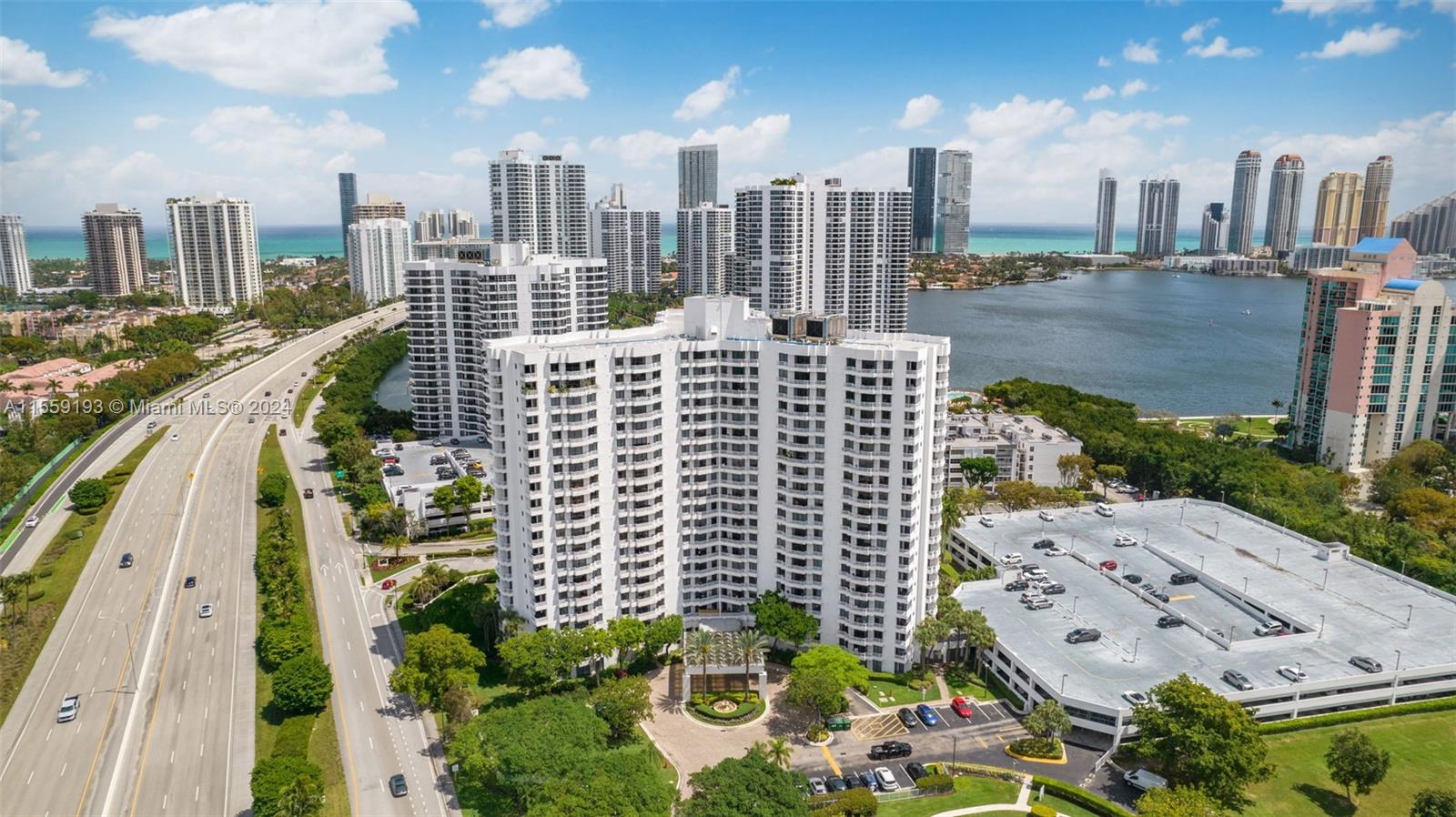3300 NE 192nd St 612, Aventura, Florida 33180, 2 Bedrooms Bedrooms, ,2 BathroomsBathrooms,Residential,For Sale,3300 NE 192nd St 612,A11559193