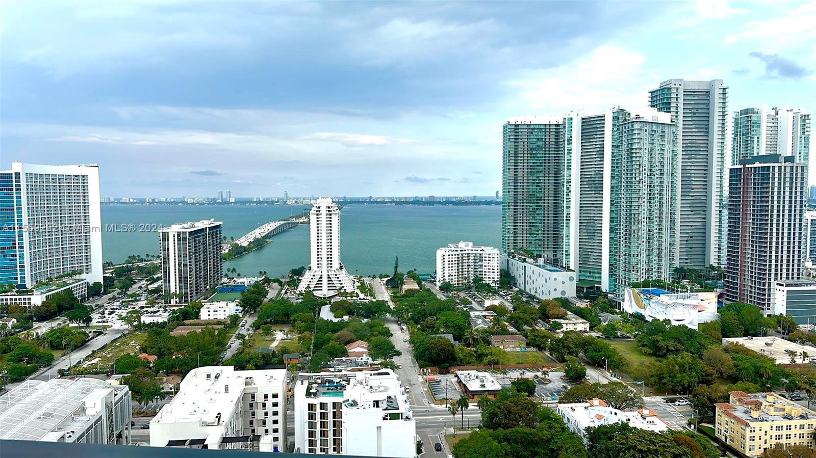 121 NE 34th St 2907, Miami, Florida 33137, 2 Bedrooms Bedrooms, ,2 BathroomsBathrooms,Residential,For Sale,121 NE 34th St 2907,A11559292