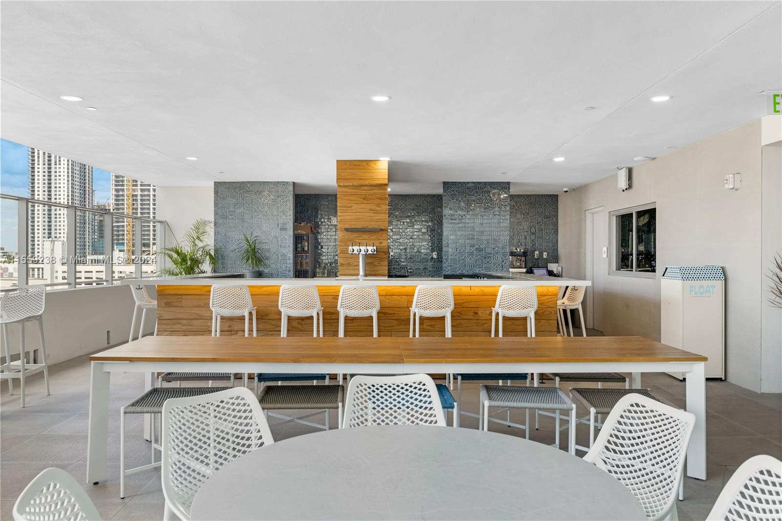 227 NE 2nd St 1909, Miami, Florida 33132, 1 Bedroom Bedrooms, ,1 BathroomBathrooms,Residentiallease,For Rent,227 NE 2nd St 1909,A11559238