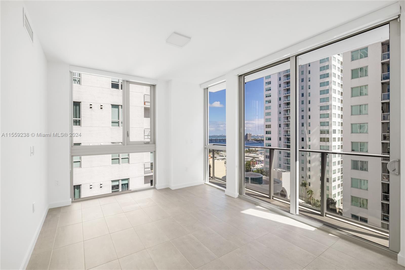 227 NE 2nd St 1909, Miami, Florida 33132, 1 Bedroom Bedrooms, ,1 BathroomBathrooms,Residentiallease,For Rent,227 NE 2nd St 1909,A11559238