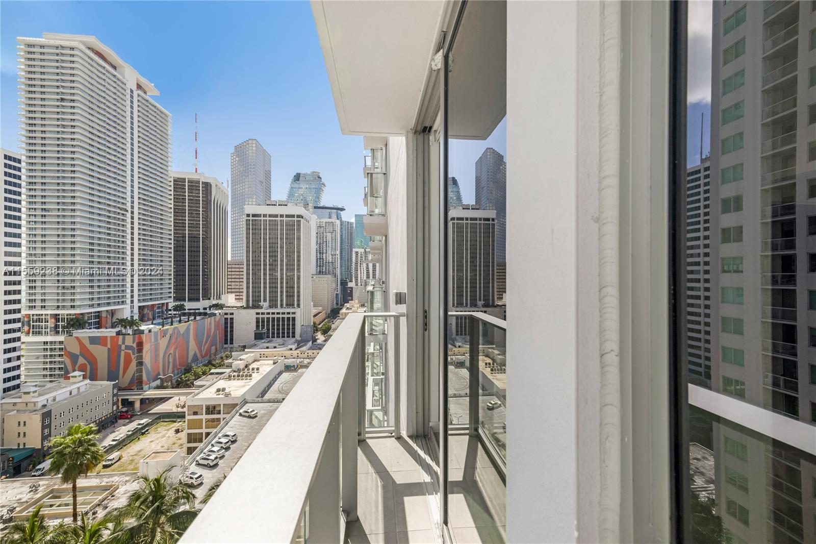 227 NE 2nd St 1909, Miami, Florida 33132, 1 Bedroom Bedrooms, ,1 BathroomBathrooms,Residentiallease,For Rent,227 NE 2nd St 1909,A11559238