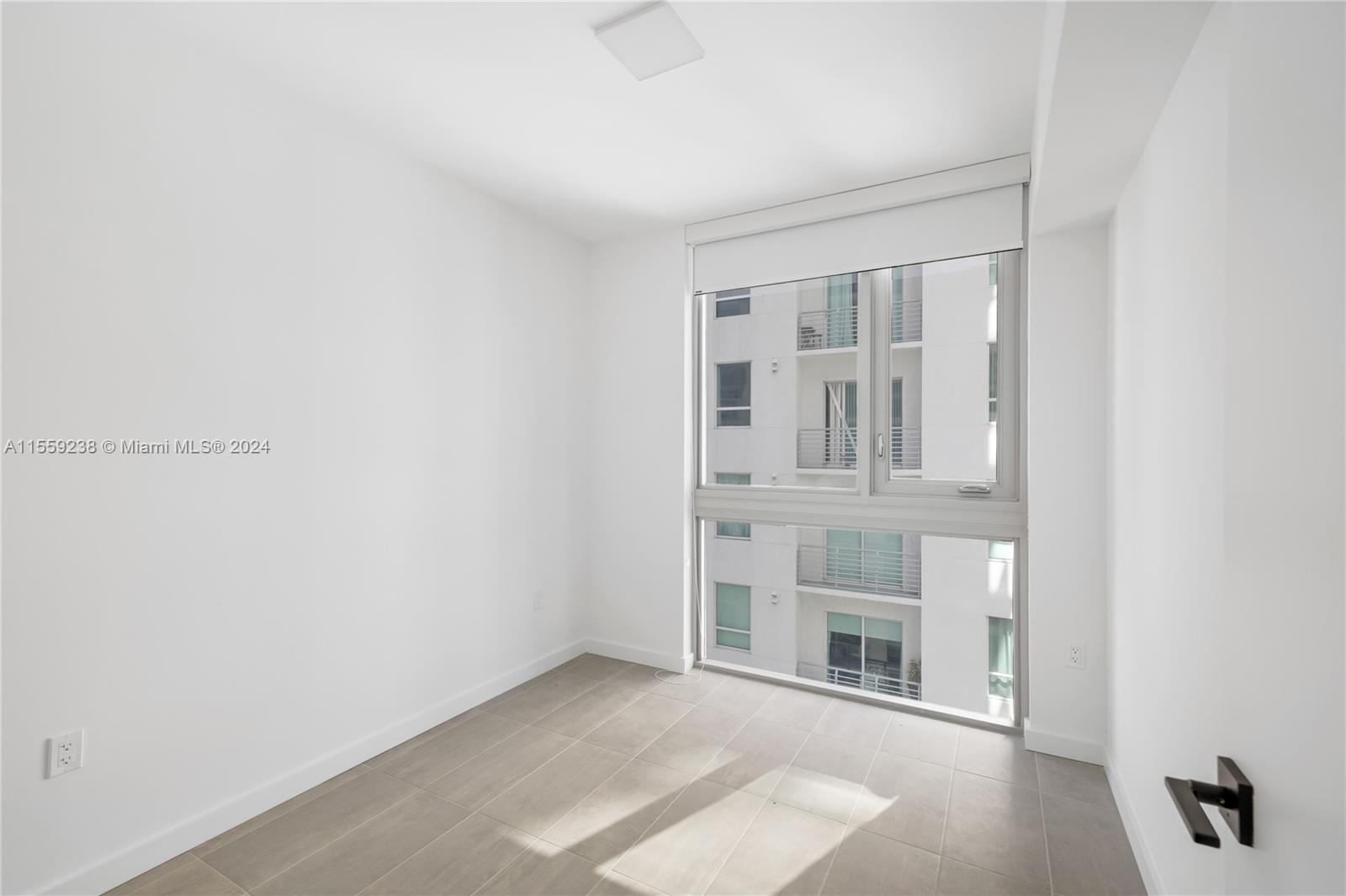 227 NE 2nd St 1909, Miami, Florida 33132, 1 Bedroom Bedrooms, ,1 BathroomBathrooms,Residentiallease,For Rent,227 NE 2nd St 1909,A11559238