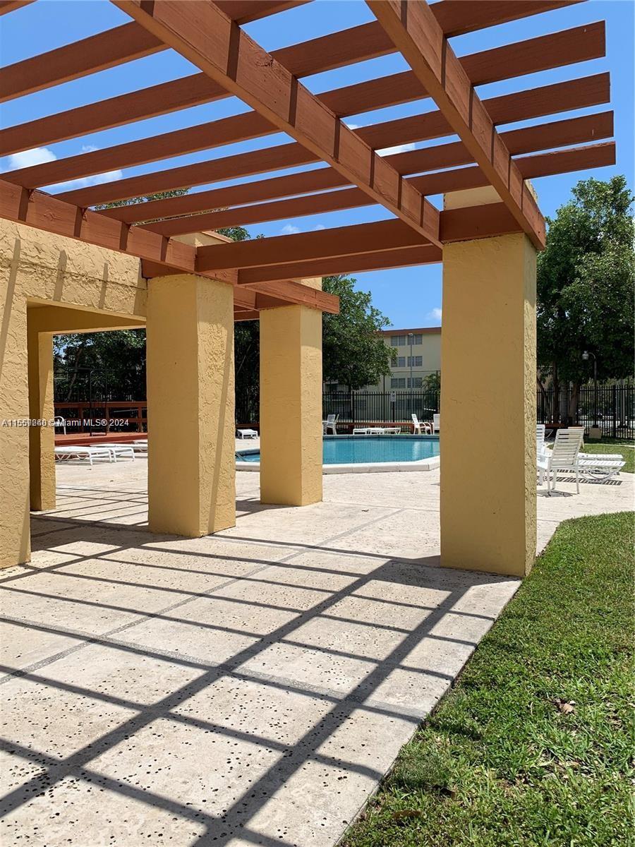 8893 Fontainebleau Blvd 204, Miami, Florida 33172, 2 Bedrooms Bedrooms, ,2 BathroomsBathrooms,Residentiallease,For Rent,8893 Fontainebleau Blvd 204,A11559240