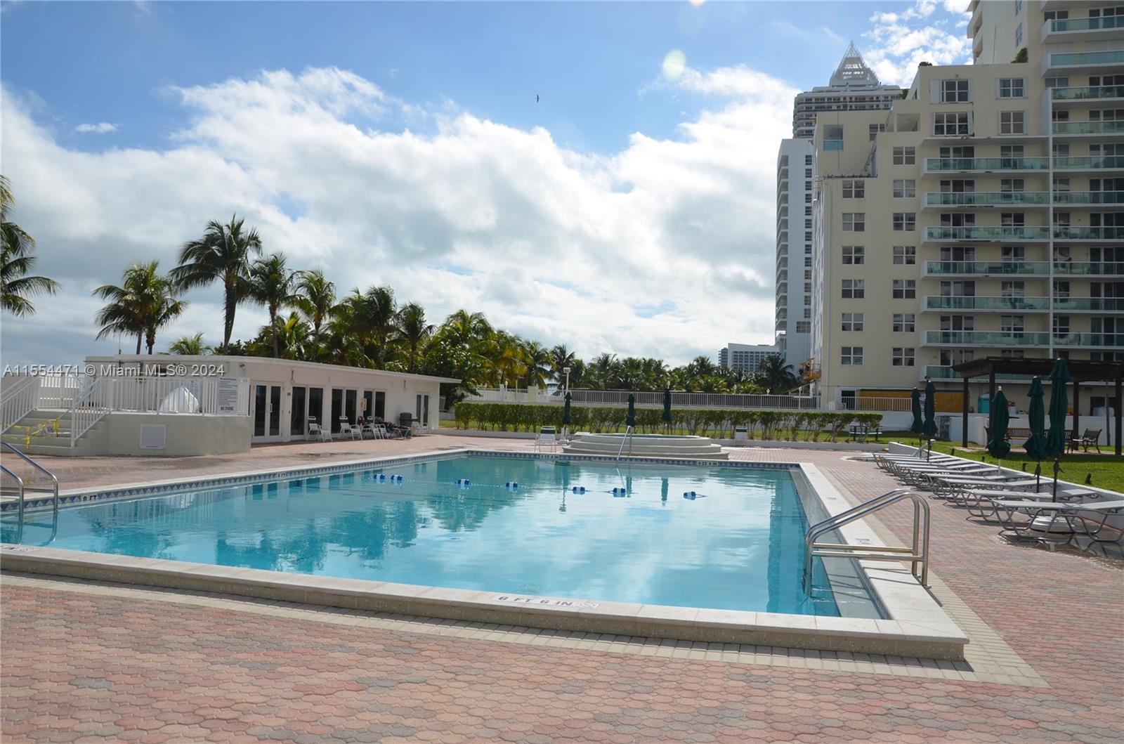 5005 Collins Ave 616, Miami Beach, Florida 33140, 1 Bedroom Bedrooms, ,1 BathroomBathrooms,Residential,For Sale,5005 Collins Ave 616,A11554471