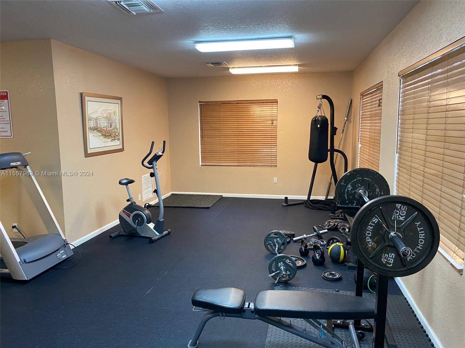 4950 WASHINGTON ST 12-4, Hollywood, Florida 33021, 2 Bedrooms Bedrooms, ,2 BathroomsBathrooms,Residential,For Sale,4950 WASHINGTON ST 12-4,A11557969