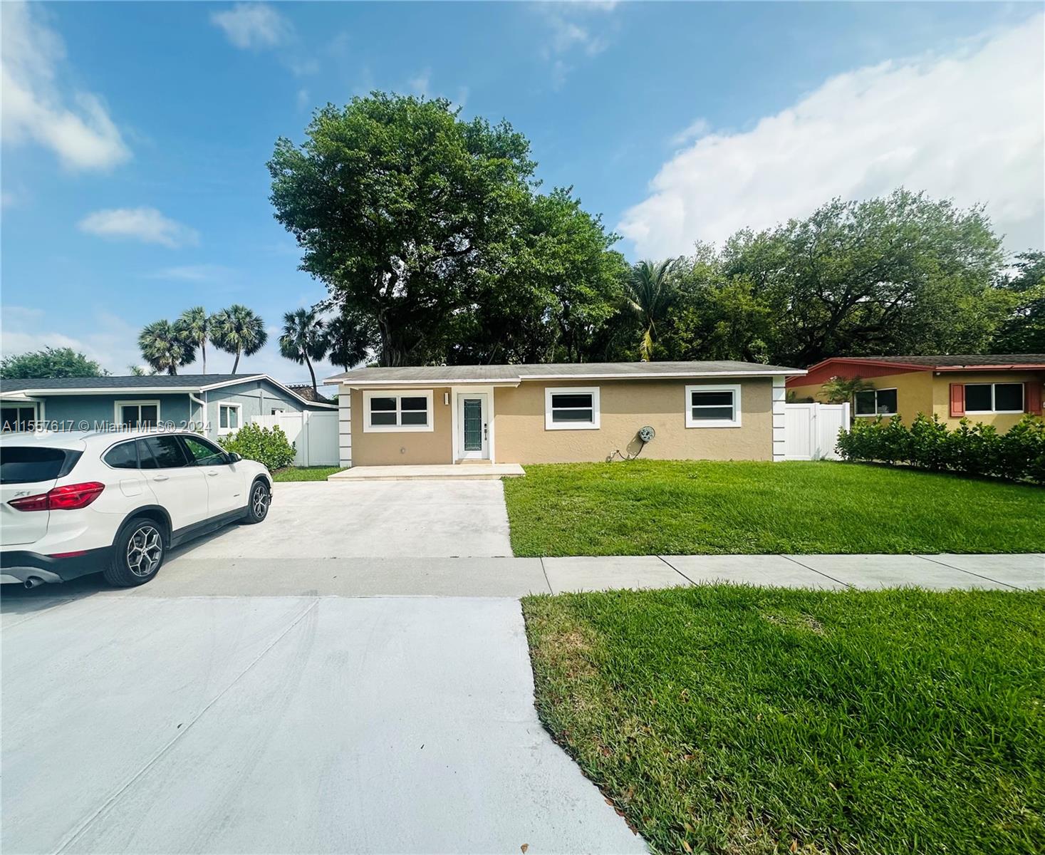 4979 SW 4th St 4979, Margate, Florida 33068, 3 Bedrooms Bedrooms, ,2 BathroomsBathrooms,Residentiallease,For Rent,4979 SW 4th St 4979,A11557617