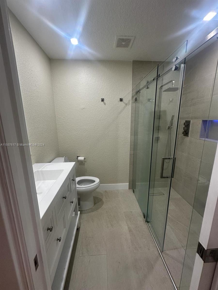 4979 SW 4th St 4979, Margate, Florida 33068, 3 Bedrooms Bedrooms, ,2 BathroomsBathrooms,Residentiallease,For Rent,4979 SW 4th St 4979,A11557617