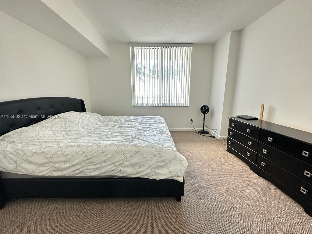 325 S Biscayne Blvd 1418, Miami, Florida 33131, 1 Bedroom Bedrooms, ,1 BathroomBathrooms,Residentiallease,For Rent,325 S Biscayne Blvd 1418,A11559323