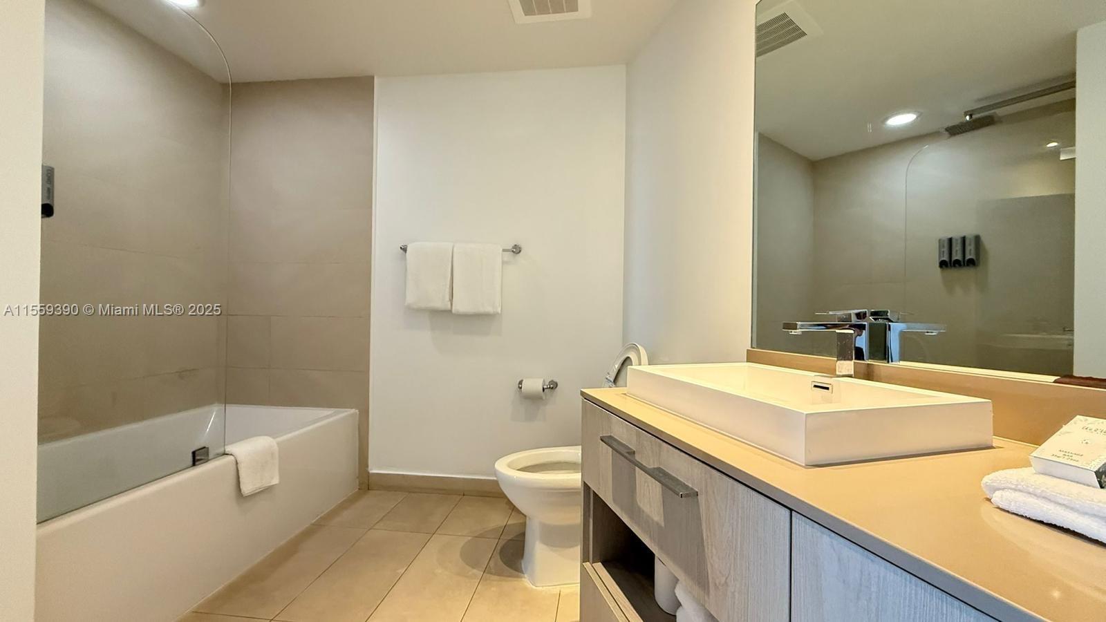 4111 S Ocean Dr 2912, Hollywood, Florida 33019, 1 Bedroom Bedrooms, ,1 BathroomBathrooms,Residential,For Sale,4111 S Ocean Dr 2912,A11559390