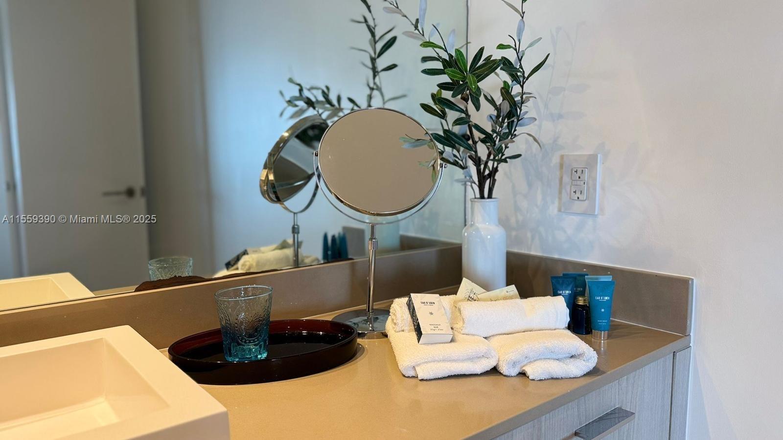 4111 S Ocean Dr 2912, Hollywood, Florida 33019, 1 Bedroom Bedrooms, ,1 BathroomBathrooms,Residential,For Sale,4111 S Ocean Dr 2912,A11559390