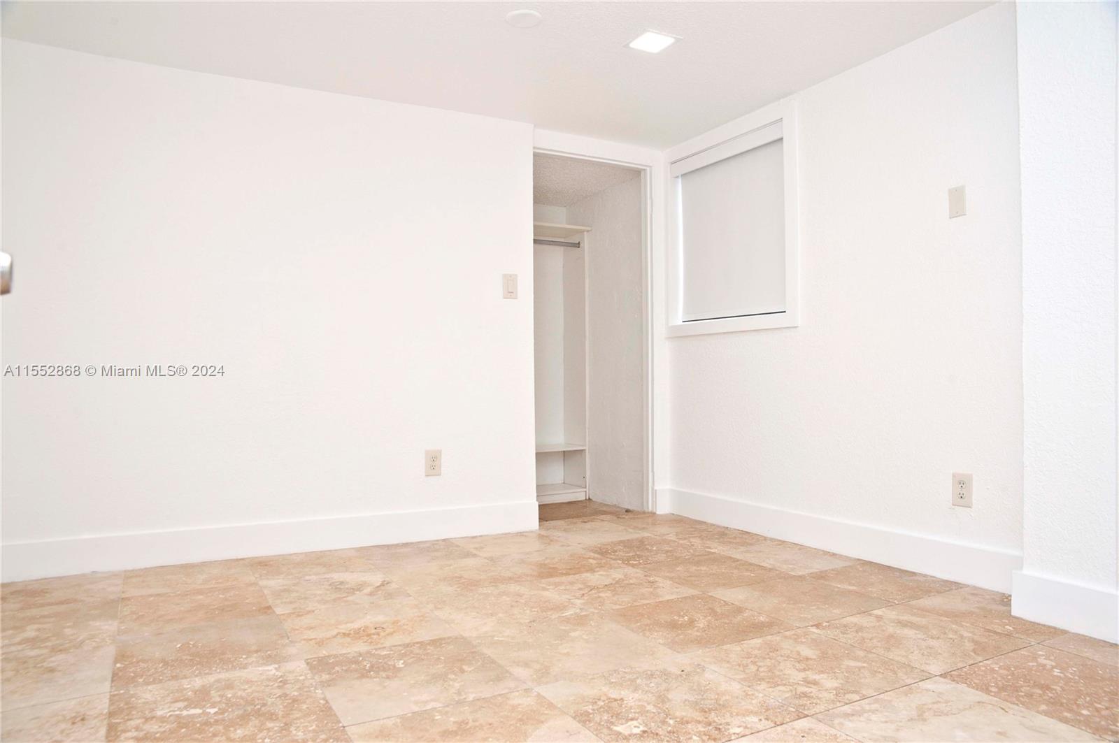 219 S 17th Ave 1, Hollywood, Florida 33020, 1 Bedroom Bedrooms, ,1 BathroomBathrooms,Residentiallease,For Rent,219 S 17th Ave 1,A11552868