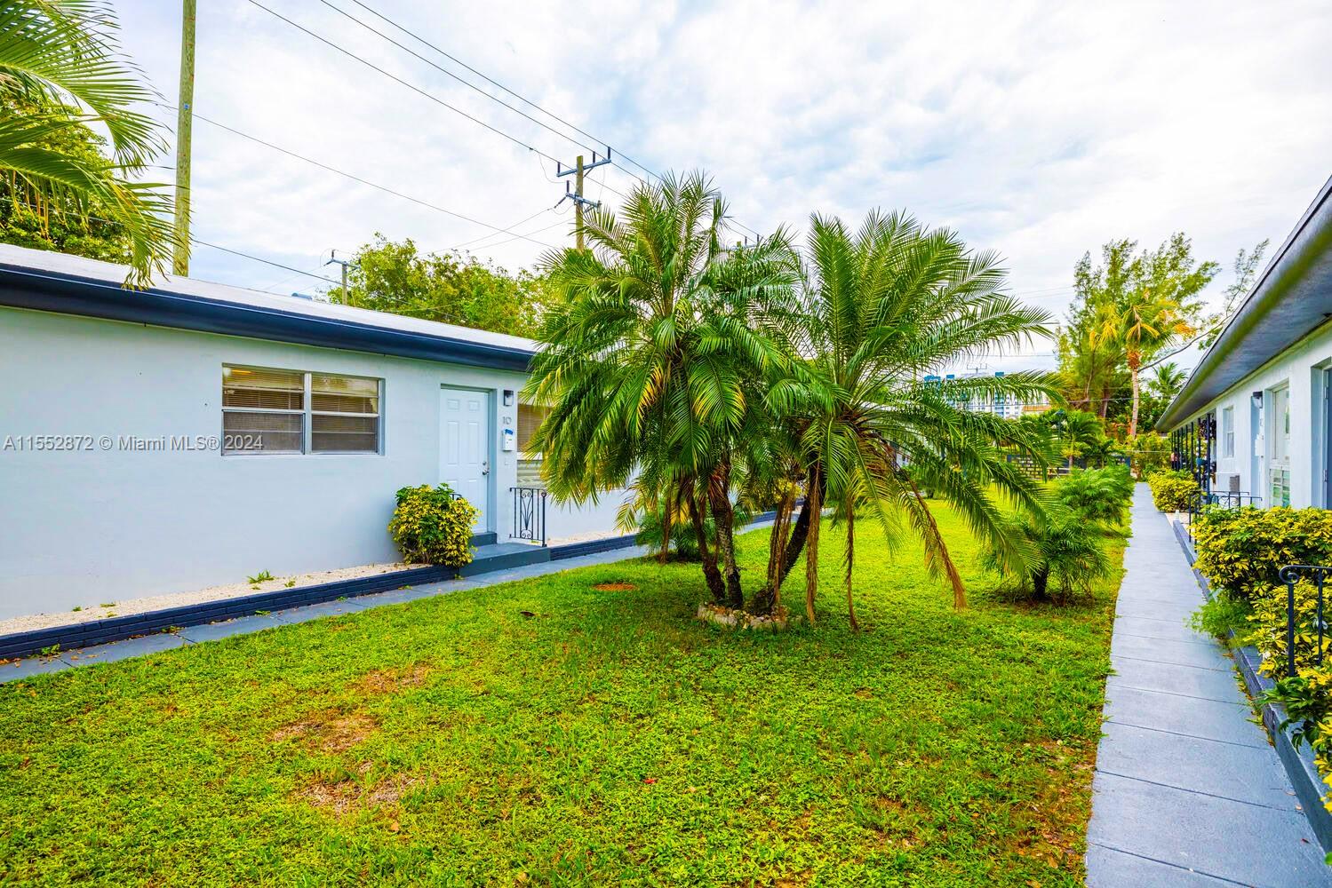 2206 Fillmore St 8, Hollywood, Florida 33020, 1 Bedroom Bedrooms, ,1 BathroomBathrooms,Residentiallease,For Rent,2206 Fillmore St 8,A11552872