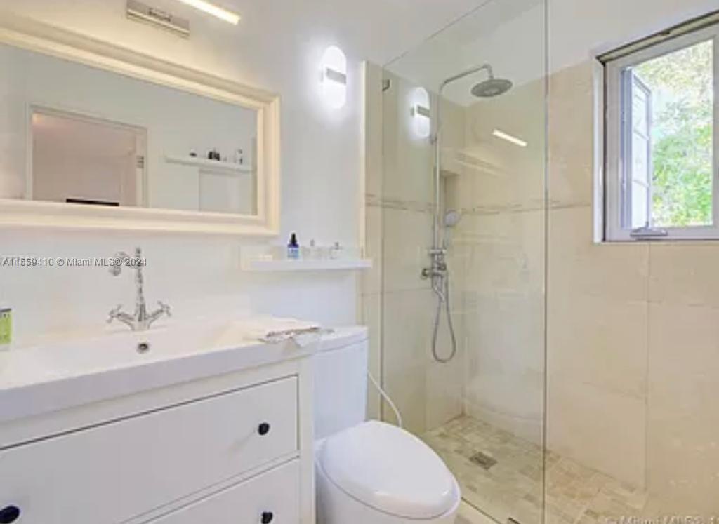 840 Michigan Ave 7, Miami Beach, Florida 33139, 1 Bedroom Bedrooms, ,1 BathroomBathrooms,Residentiallease,For Rent,840 Michigan Ave 7,A11559410