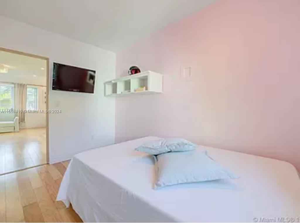 840 Michigan Ave 7, Miami Beach, Florida 33139, 1 Bedroom Bedrooms, ,1 BathroomBathrooms,Residentiallease,For Rent,840 Michigan Ave 7,A11559410