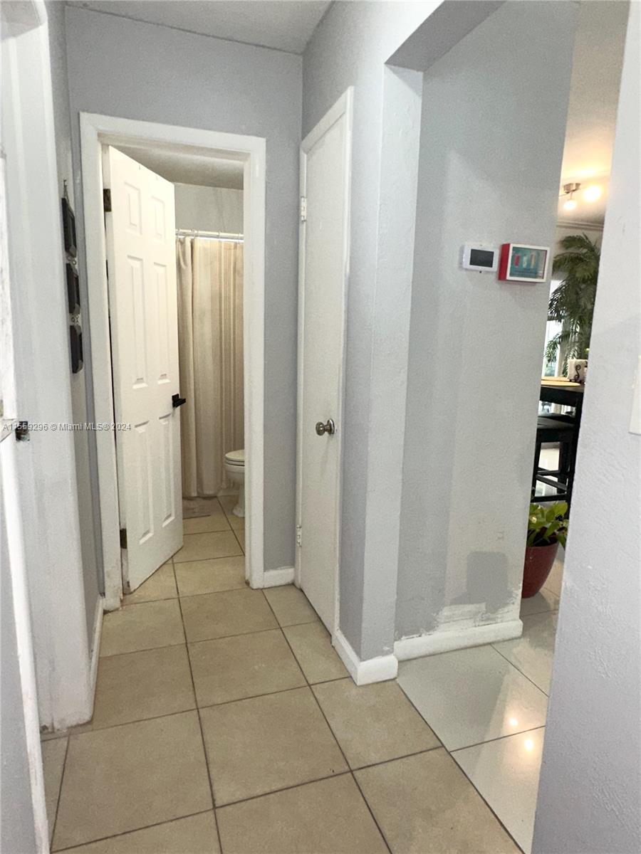 317 SW 14th St, Dania Beach, Florida 33004, 2 Bedrooms Bedrooms, ,1 BathroomBathrooms,Residential,For Sale,317 SW 14th St,A11559296