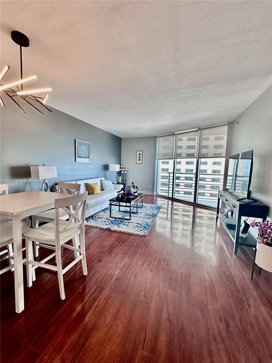 335 S Biscayne Blvd 1804, Miami, Florida 33131, 1 Bedroom Bedrooms, ,1 BathroomBathrooms,Residentiallease,For Rent,335 S Biscayne Blvd 1804,A11559248
