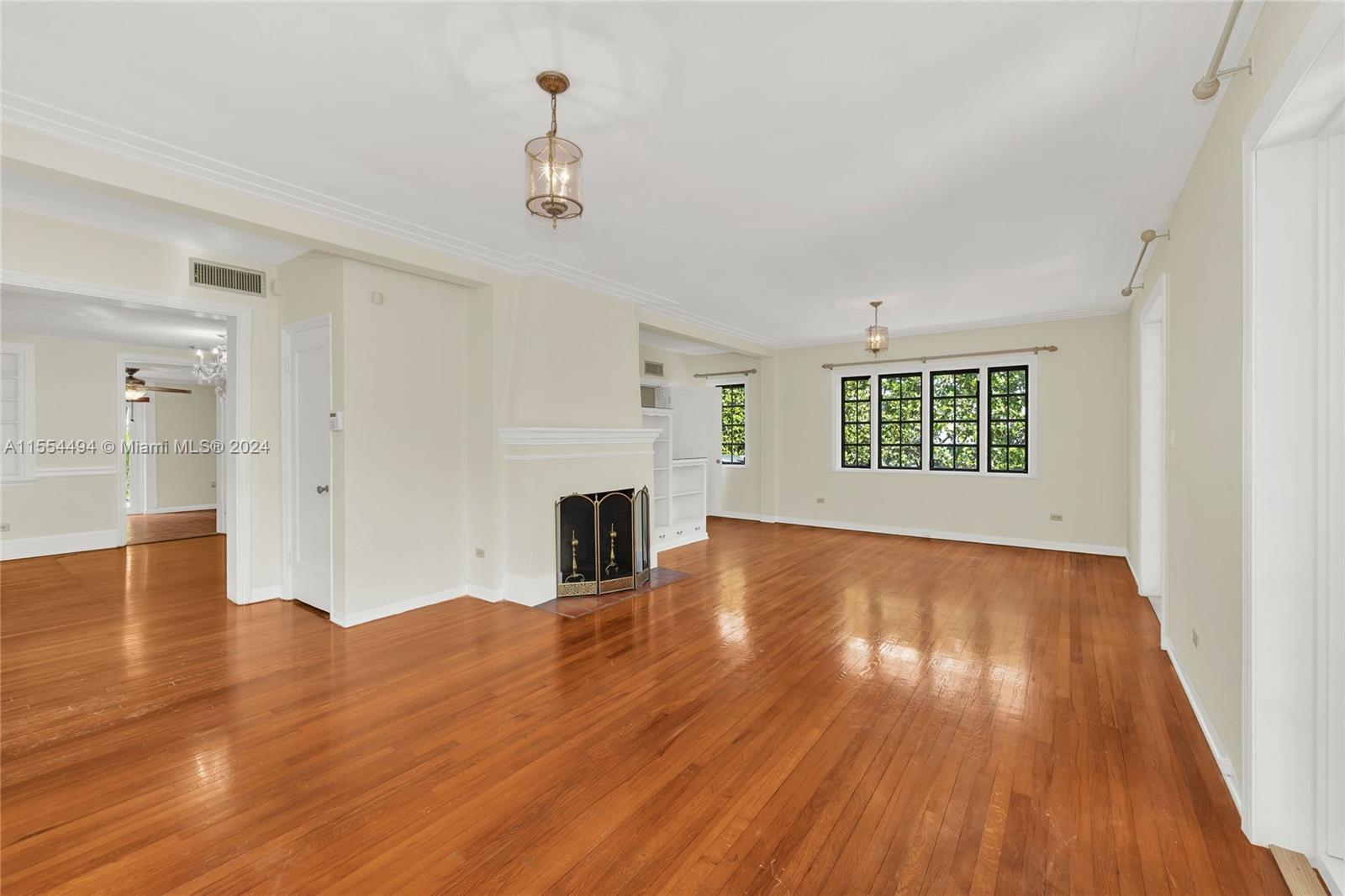 2618 Alhambra Cir, Coral Gables, Florida 33134, 4 Bedrooms Bedrooms, ,3 BathroomsBathrooms,Residential,For Sale,2618 Alhambra Cir,A11554494