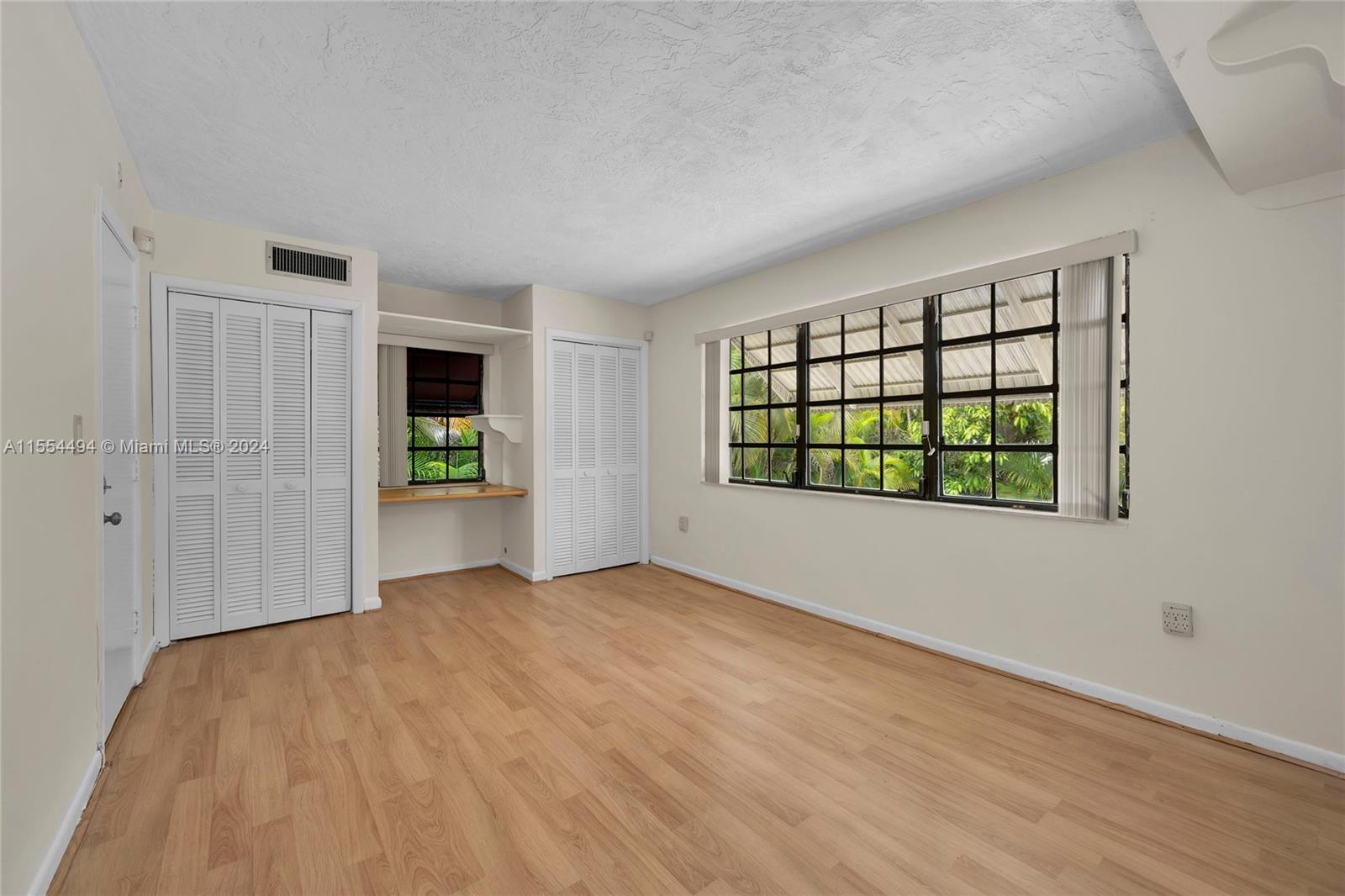 2618 Alhambra Cir, Coral Gables, Florida 33134, 4 Bedrooms Bedrooms, ,3 BathroomsBathrooms,Residential,For Sale,2618 Alhambra Cir,A11554494