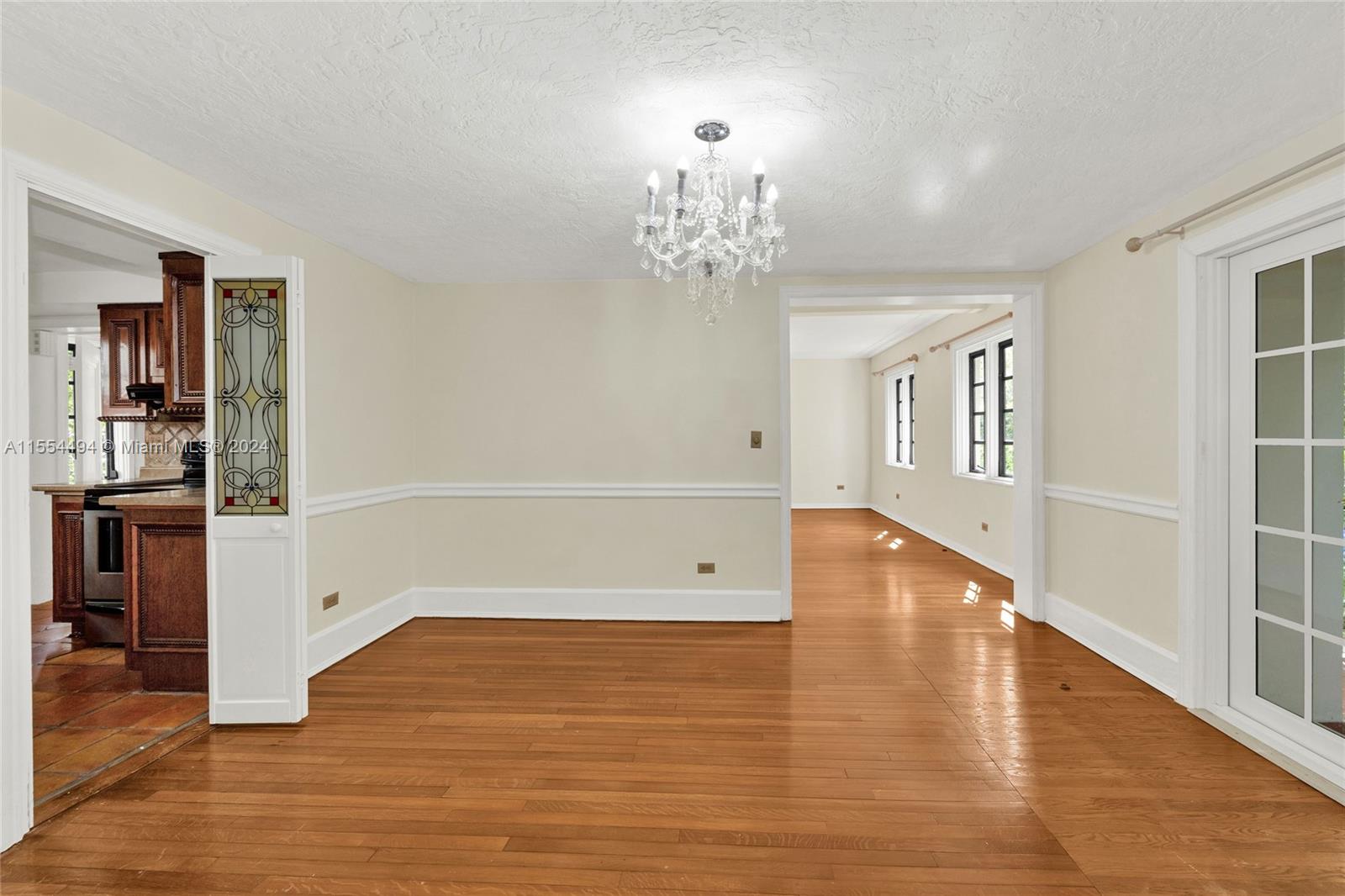 2618 Alhambra Cir, Coral Gables, Florida 33134, 4 Bedrooms Bedrooms, ,3 BathroomsBathrooms,Residential,For Sale,2618 Alhambra Cir,A11554494