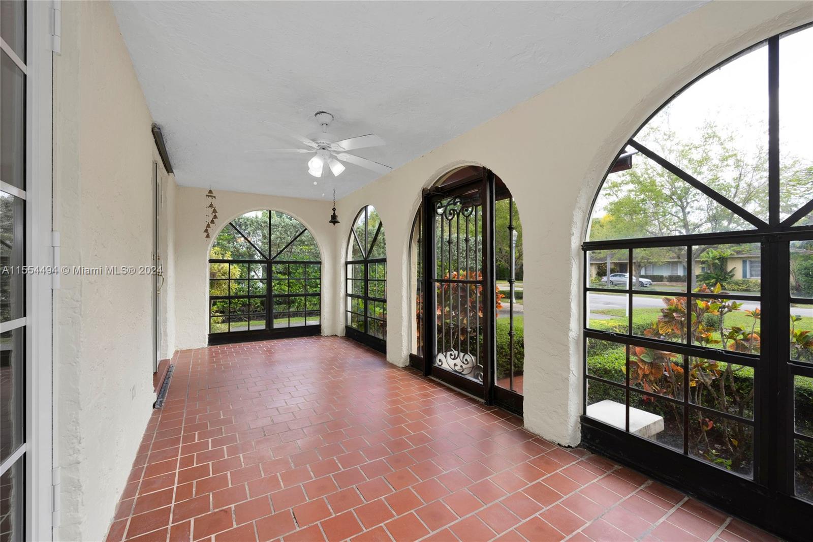 2618 Alhambra Cir, Coral Gables, Florida 33134, 4 Bedrooms Bedrooms, ,3 BathroomsBathrooms,Residential,For Sale,2618 Alhambra Cir,A11554494