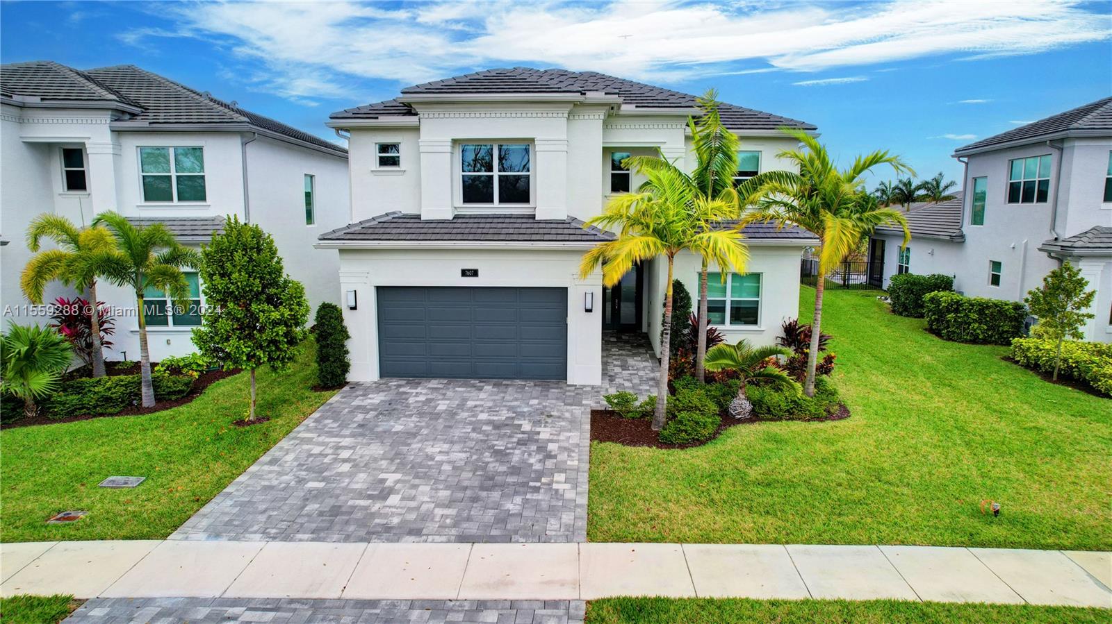 7607 Francisca Club Ln, Delray Beach, FL 33446