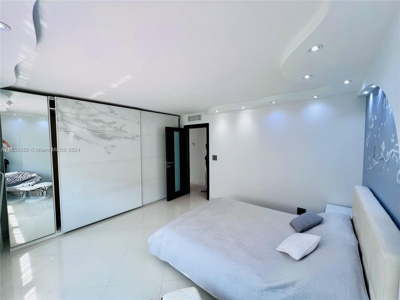 3161 S Ocean Dr 208, Hallandale Beach, Florida 33009, 2 Bedrooms Bedrooms, ,2 BathroomsBathrooms,Residentiallease,For Rent,3161 S Ocean Dr 208,A11559356