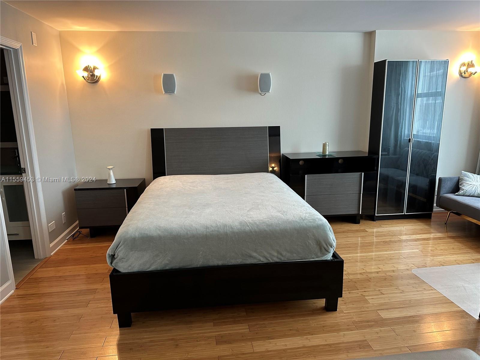 6039 Collins Ave 1205, Miami Beach, Florida 33140, 2 Bedrooms Bedrooms, ,2 BathroomsBathrooms,Residential,For Sale,6039 Collins Ave 1205,A11559453