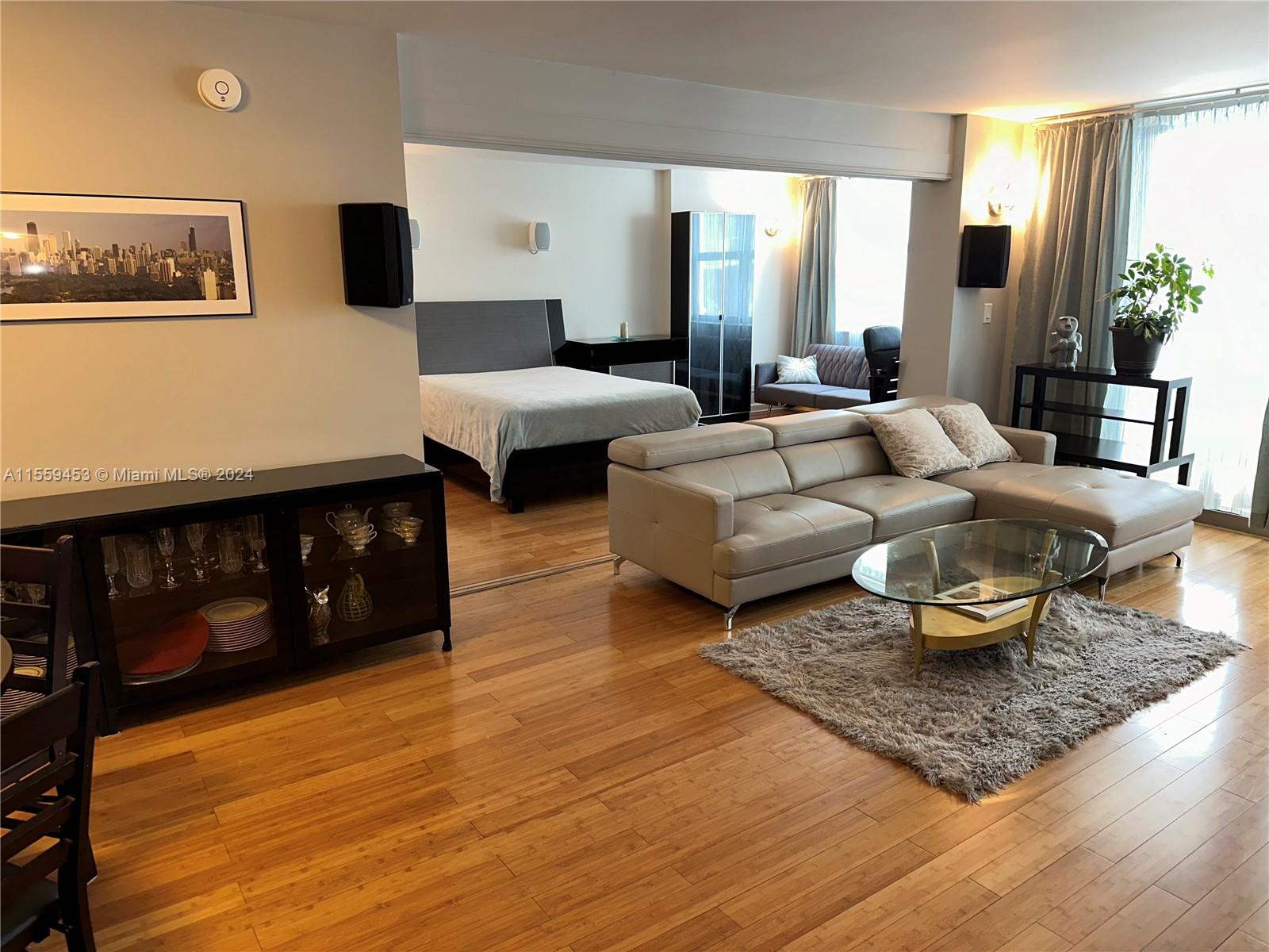 6039 Collins Ave 1205, Miami Beach, Florida 33140, 2 Bedrooms Bedrooms, ,2 BathroomsBathrooms,Residential,For Sale,6039 Collins Ave 1205,A11559453