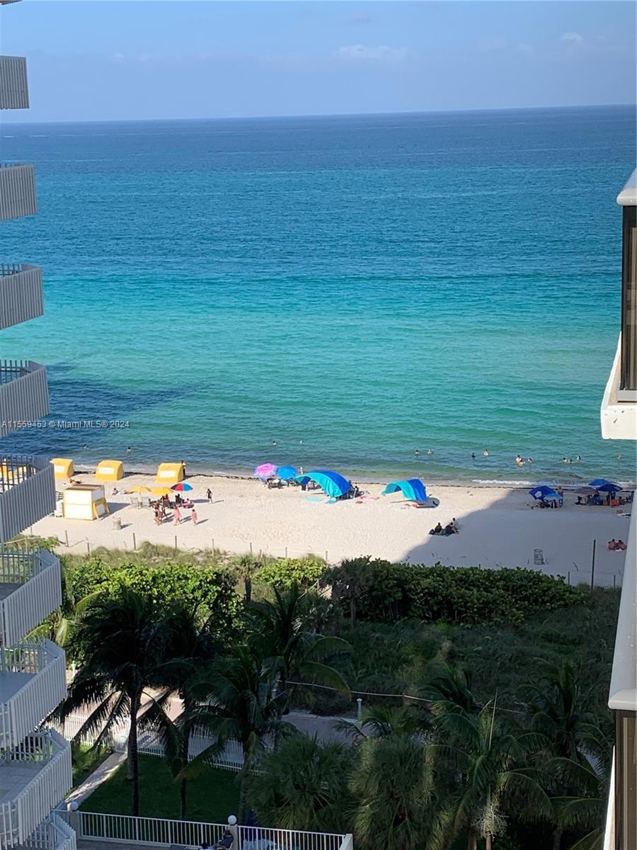 6039 Collins Ave 1205, Miami Beach, Florida 33140, 2 Bedrooms Bedrooms, ,2 BathroomsBathrooms,Residential,For Sale,6039 Collins Ave 1205,A11559453
