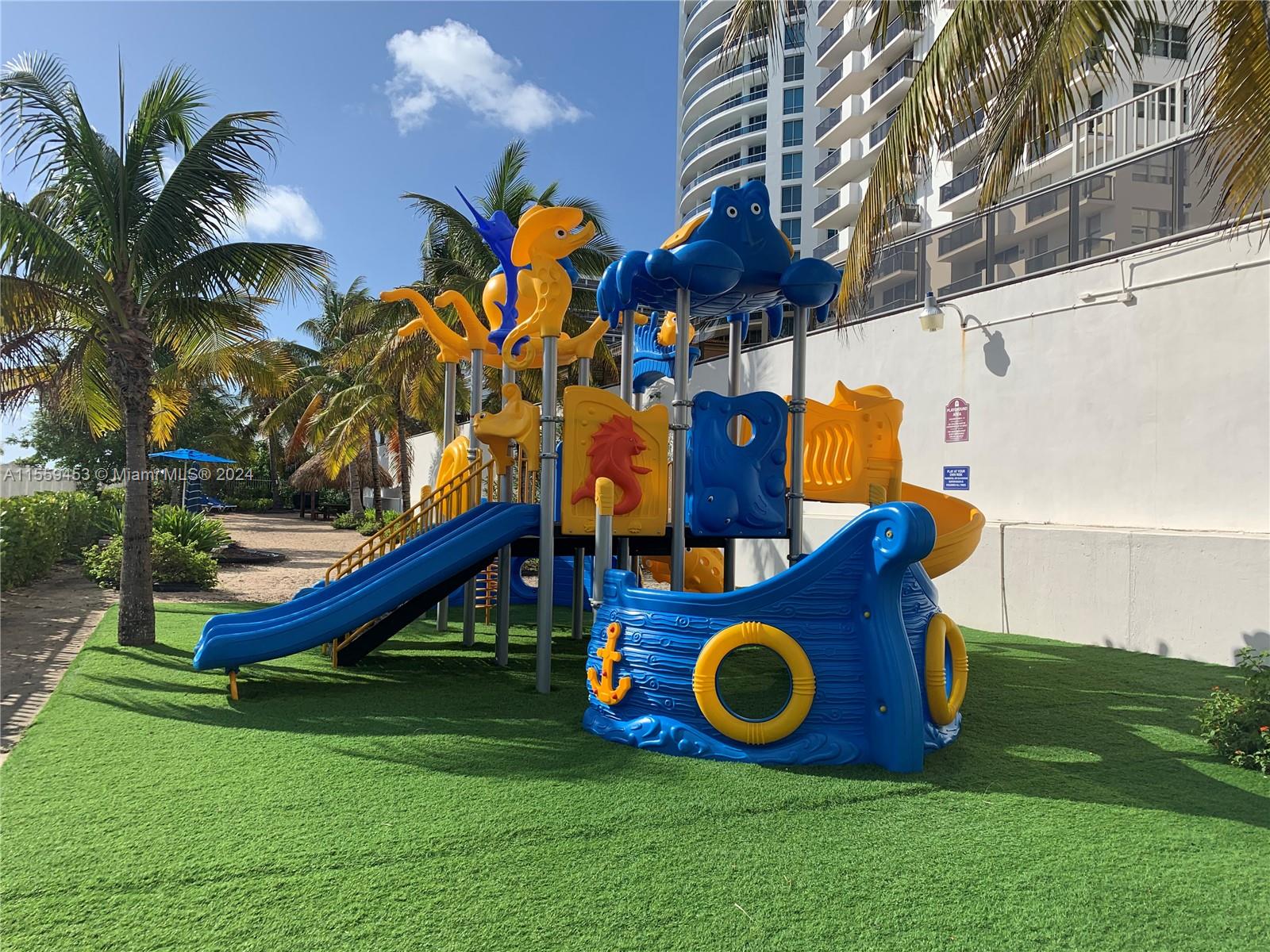 6039 Collins Ave 1205, Miami Beach, Florida 33140, 2 Bedrooms Bedrooms, ,2 BathroomsBathrooms,Residential,For Sale,6039 Collins Ave 1205,A11559453