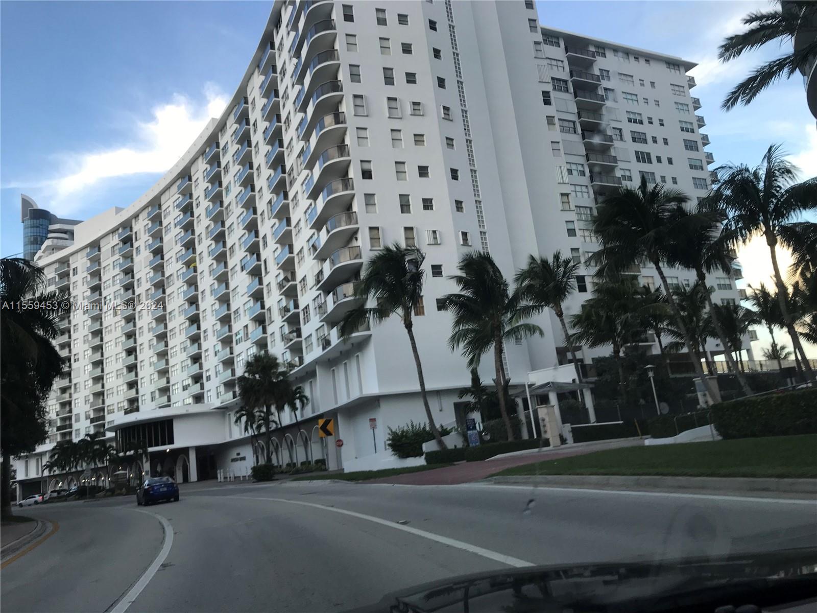 6039 Collins Ave 1205, Miami Beach, Florida 33140, 2 Bedrooms Bedrooms, ,2 BathroomsBathrooms,Residential,For Sale,6039 Collins Ave 1205,A11559453