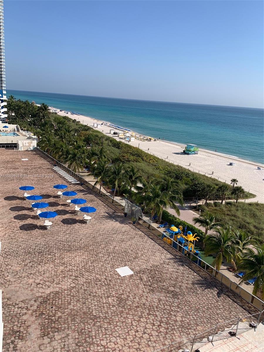 6039 Collins Ave 1205, Miami Beach, Florida 33140, 2 Bedrooms Bedrooms, ,2 BathroomsBathrooms,Residential,For Sale,6039 Collins Ave 1205,A11559453