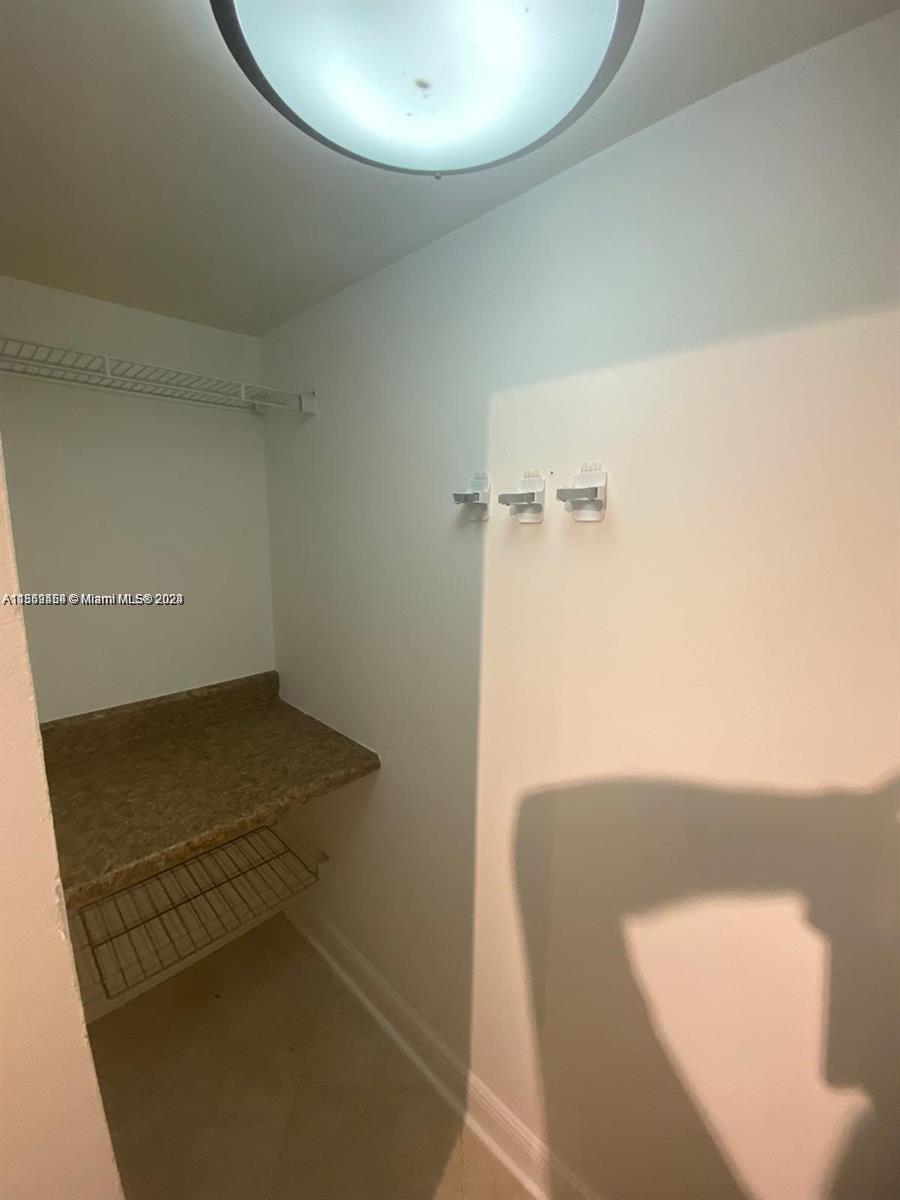 536 NW 114th Ave 101, Sweetwater, Florida 33172, 2 Bedrooms Bedrooms, ,1 BathroomBathrooms,Residentiallease,For Rent,536 NW 114th Ave 101,A11559454