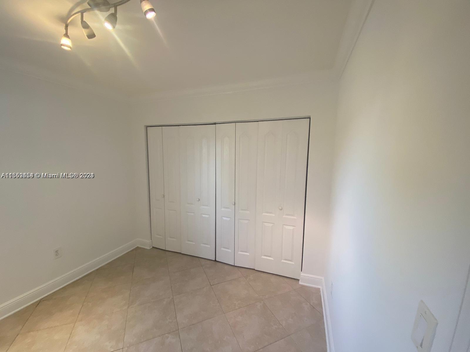 536 NW 114th Ave 101, Sweetwater, Florida 33172, 2 Bedrooms Bedrooms, ,1 BathroomBathrooms,Residentiallease,For Rent,536 NW 114th Ave 101,A11559454