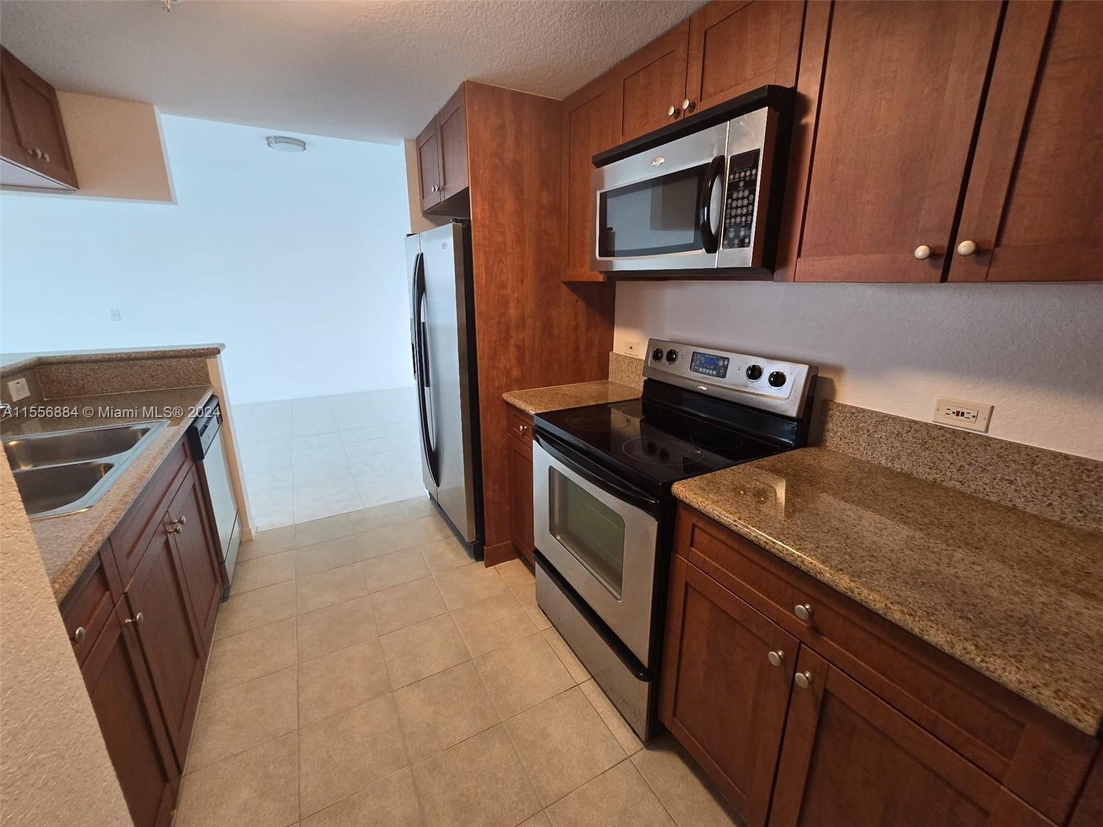 36 NW 6th Ave 407, Miami, Florida 33128, 1 Bedroom Bedrooms, ,2 BathroomsBathrooms,Residentiallease,For Rent,36 NW 6th Ave 407,A11556884