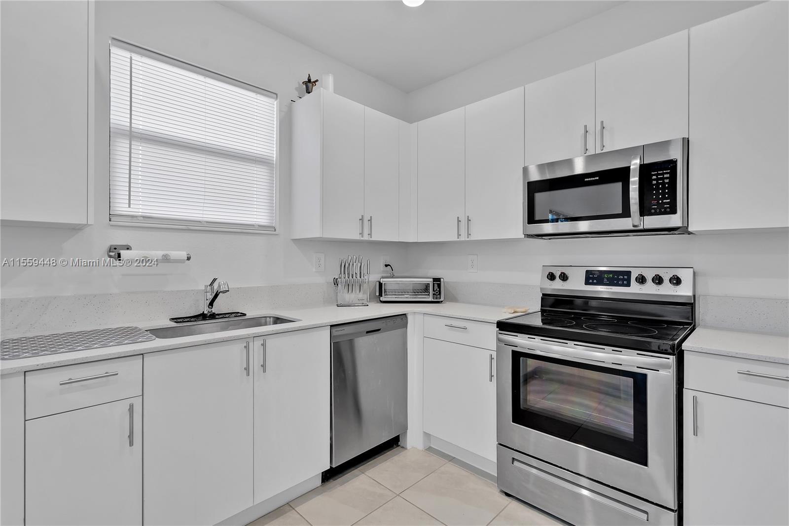 24680 SW 119th Ct 0, Homestead, Florida 33032, 3 Bedrooms Bedrooms, ,2 BathroomsBathrooms,Residential,For Sale,24680 SW 119th Ct 0,A11559448