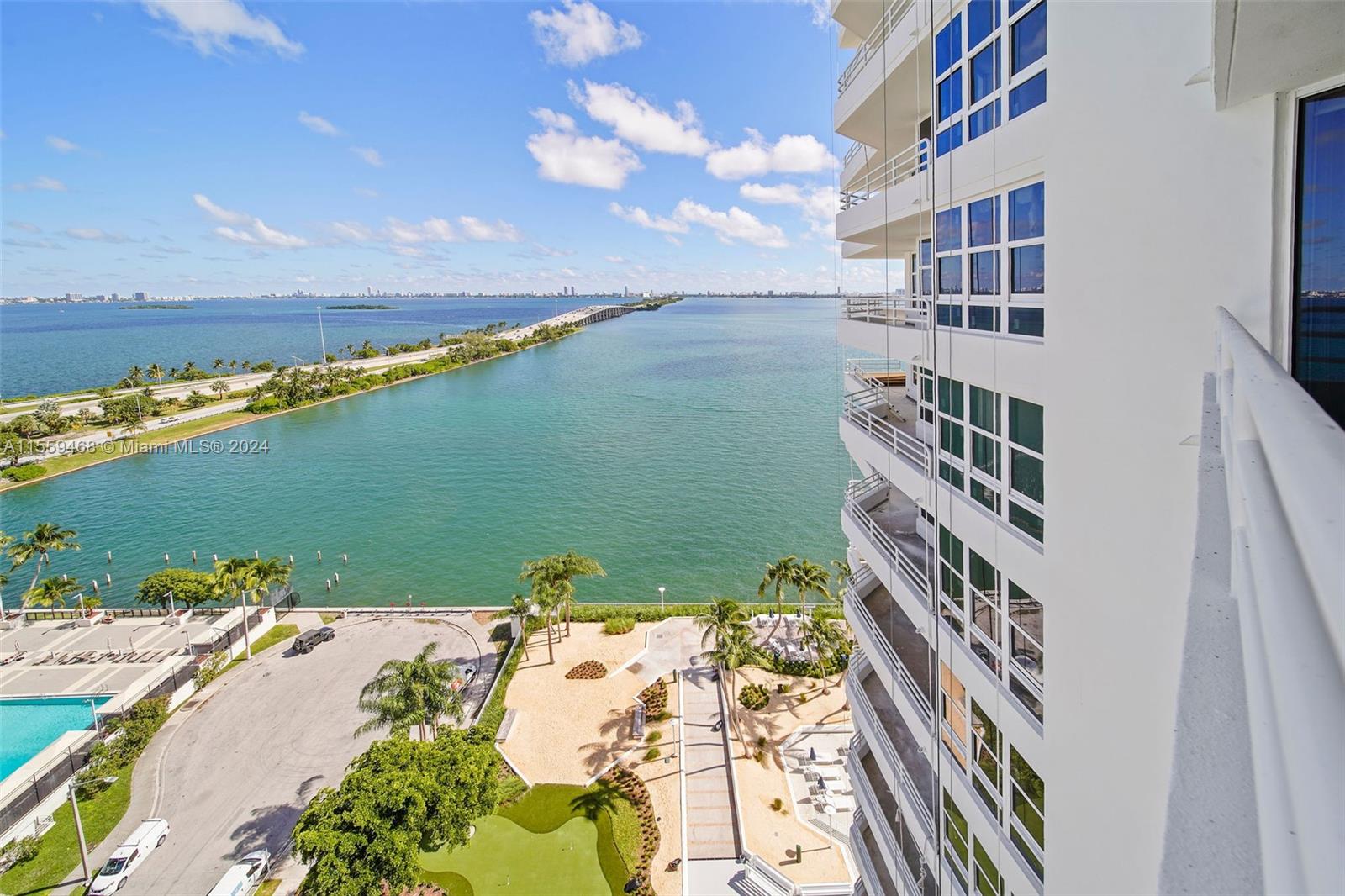 555 NE 34th St 1902, Miami, Florida 33137, 2 Bedrooms Bedrooms, ,2 BathroomsBathrooms,Residentiallease,For Rent,555 NE 34th St 1902,A11559468