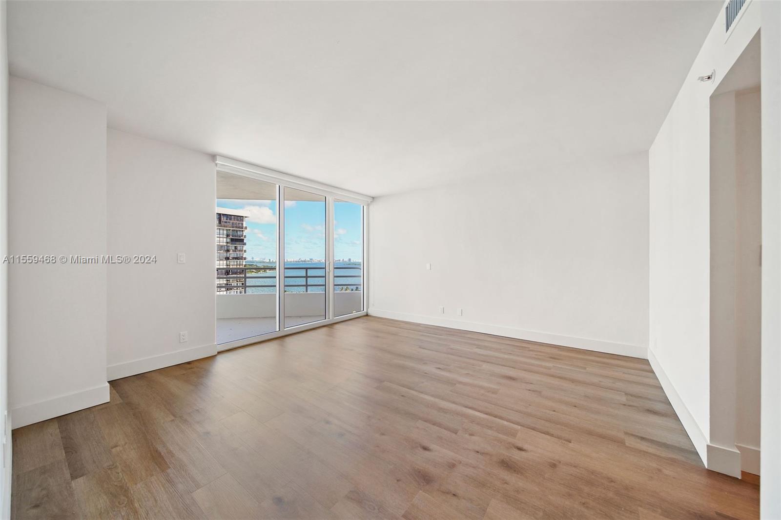 555 NE 34th St 1902, Miami, Florida 33137, 2 Bedrooms Bedrooms, ,2 BathroomsBathrooms,Residentiallease,For Rent,555 NE 34th St 1902,A11559468