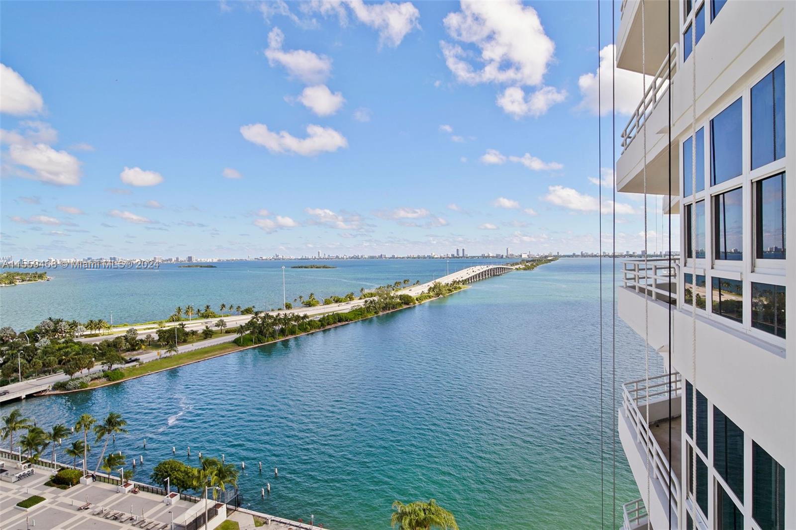555 NE 34th St 1902, Miami, Florida 33137, 2 Bedrooms Bedrooms, ,2 BathroomsBathrooms,Residentiallease,For Rent,555 NE 34th St 1902,A11559468