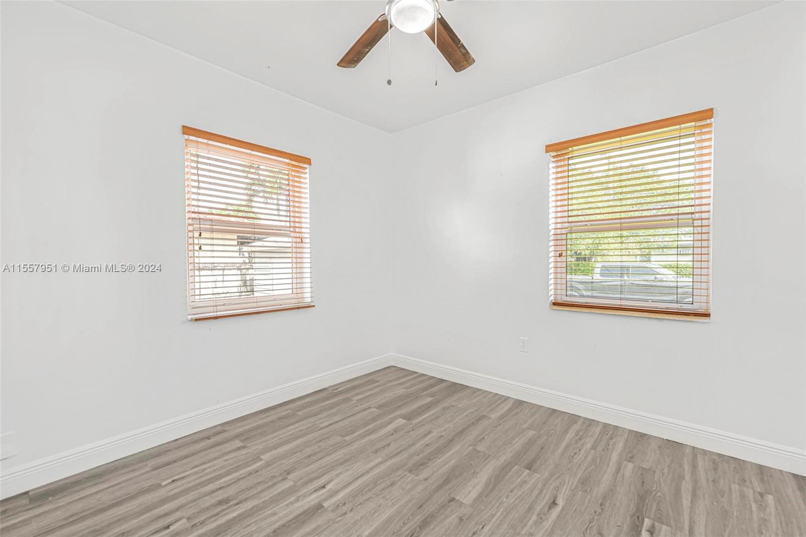 1400 SW 36th Ave 1400, Miami, Florida 33145, 2 Bedrooms Bedrooms, ,1 BathroomBathrooms,Residentiallease,For Rent,1400 SW 36th Ave 1400,A11557951