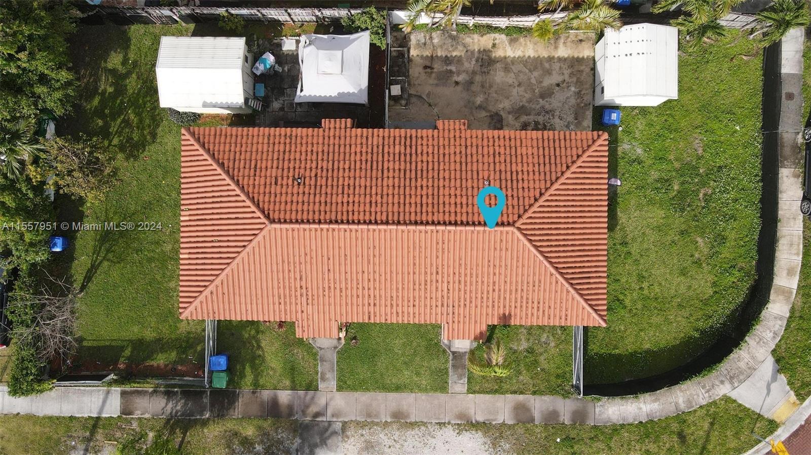 1400 SW 36th Ave 1400, Miami, Florida 33145, 2 Bedrooms Bedrooms, ,1 BathroomBathrooms,Residentiallease,For Rent,1400 SW 36th Ave 1400,A11557951
