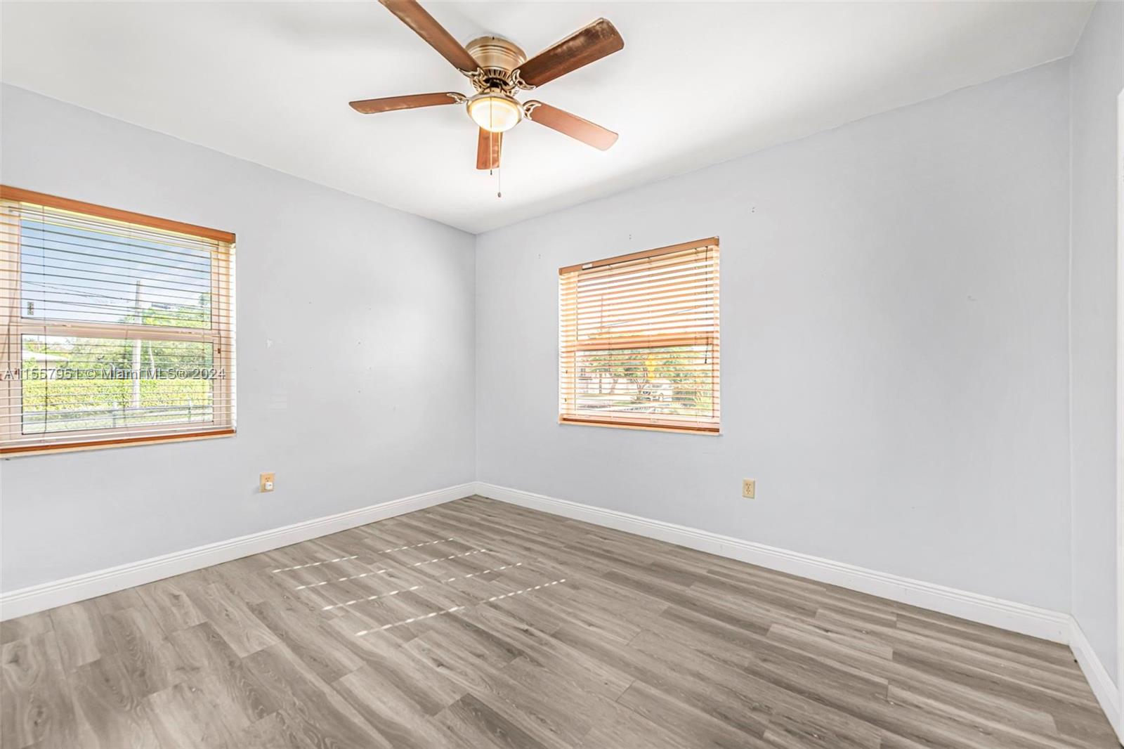 1400 SW 36th Ave 1400, Miami, Florida 33145, 2 Bedrooms Bedrooms, ,1 BathroomBathrooms,Residentiallease,For Rent,1400 SW 36th Ave 1400,A11557951
