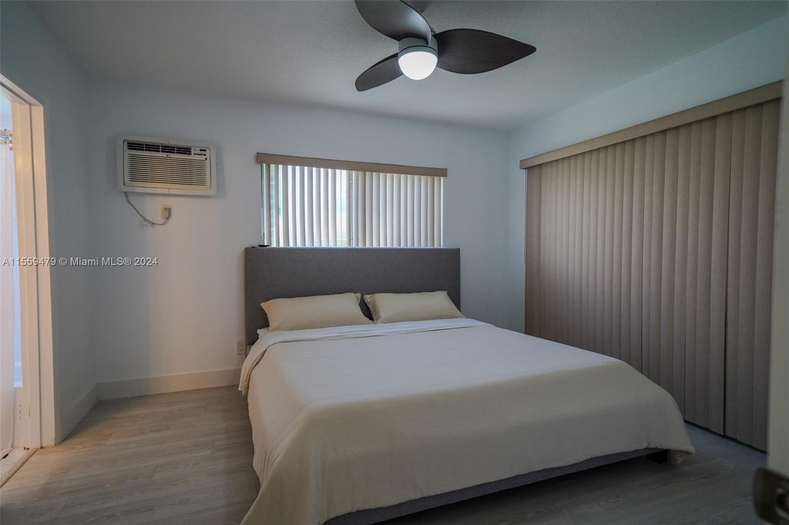 3701 Tyler St 116, Hollywood, Florida 33021, 2 Bedrooms Bedrooms, ,2 BathroomsBathrooms,Residential,For Sale,3701 Tyler St 116,A11559479