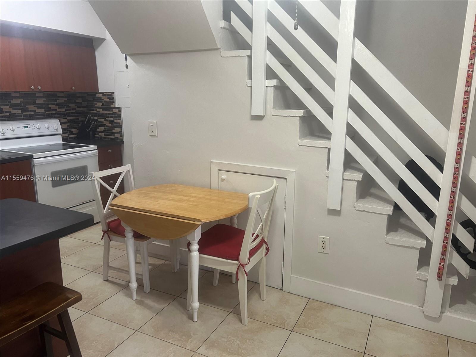 936 SW 6th St 7, Miami, Florida 33130, 1 Bedroom Bedrooms, ,1 BathroomBathrooms,Residential,For Sale,936 SW 6th St 7,A11559476
