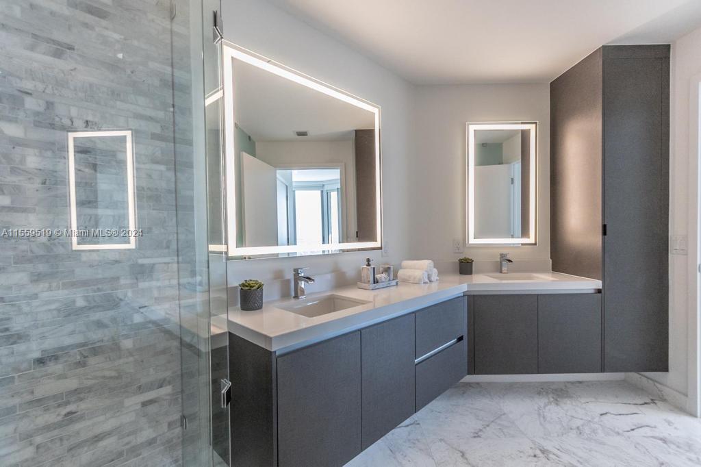 851 NE 1st Ave 3106, Miami, Florida 33132, 2 Bedrooms Bedrooms, ,2 BathroomsBathrooms,Residentiallease,For Rent,851 NE 1st Ave 3106,A11559519